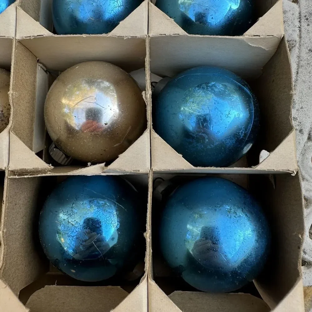 12 Vtg Glass Christmas Ornaments in Shiny Brite Box USA Made Blue Silver 2